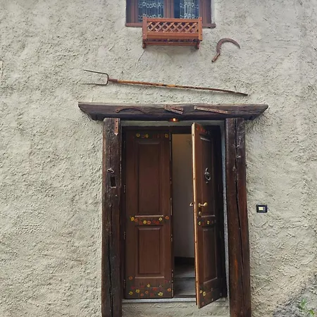 Hostdomus - La Casa Dello Gnomo Apartamento