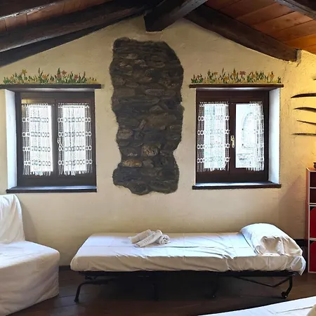 Hostdomus - La Casa Dello Gnomo * Bousson